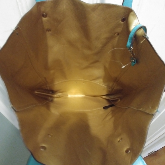 Roots Tote - Picture 3 of 4